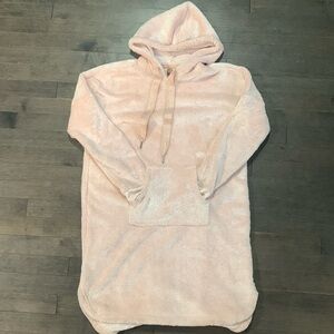 Denver Hayes Women's S Light Pink Plush Velour Hooded Night Shirt